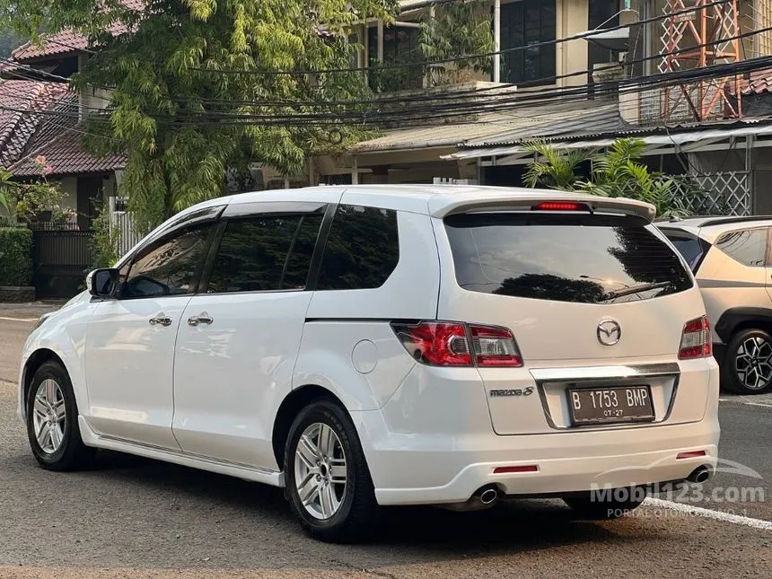 2012 Mazda 8 MPV