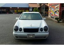 1996 Mercedes-Benz E230 2.3 Elegance Sedan