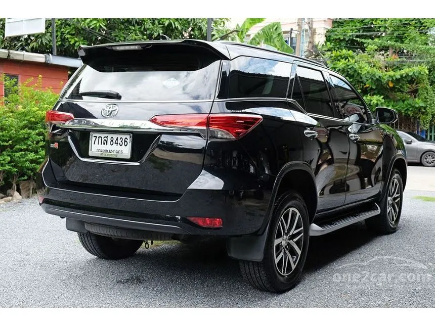 2018 Toyota FORTUNER V SUV