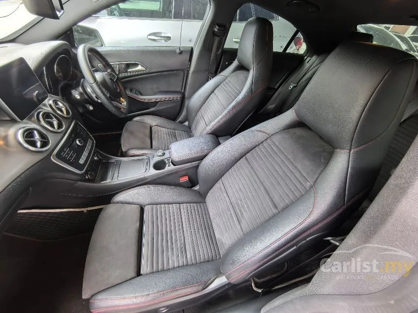 2017 Mercedes-Benz CLA200 AMG Line Coupe