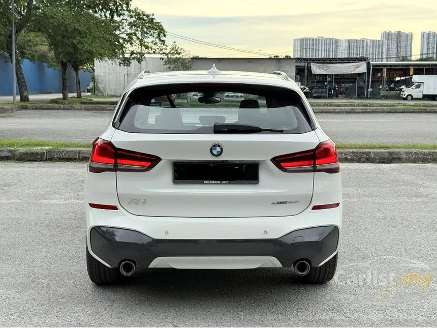 2022 BMW X1 sDrive20i M Sport SUV