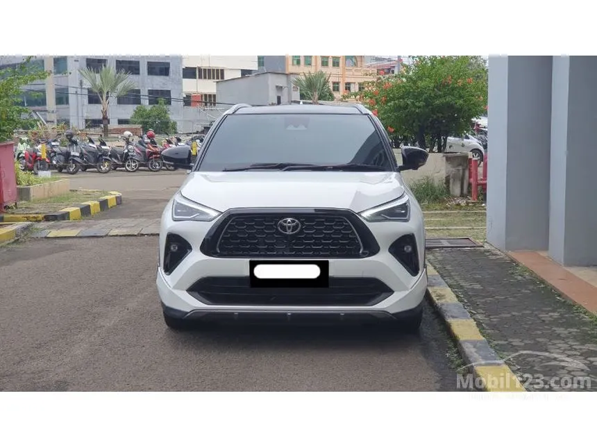 2024 Toyota Yaris Cross S with GR Parts Aero Pkg SUV