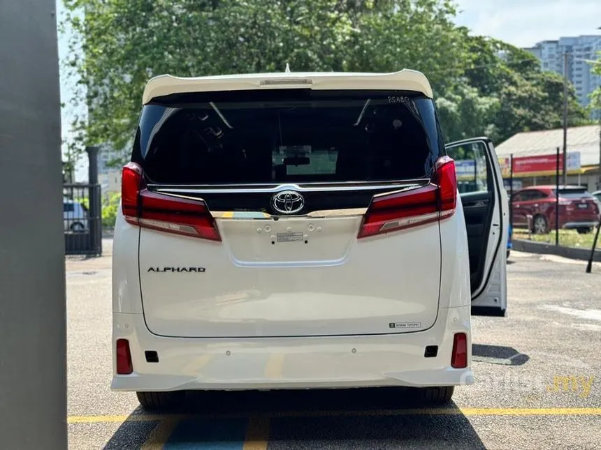 2022 Toyota Alphard S Type Gold MPV