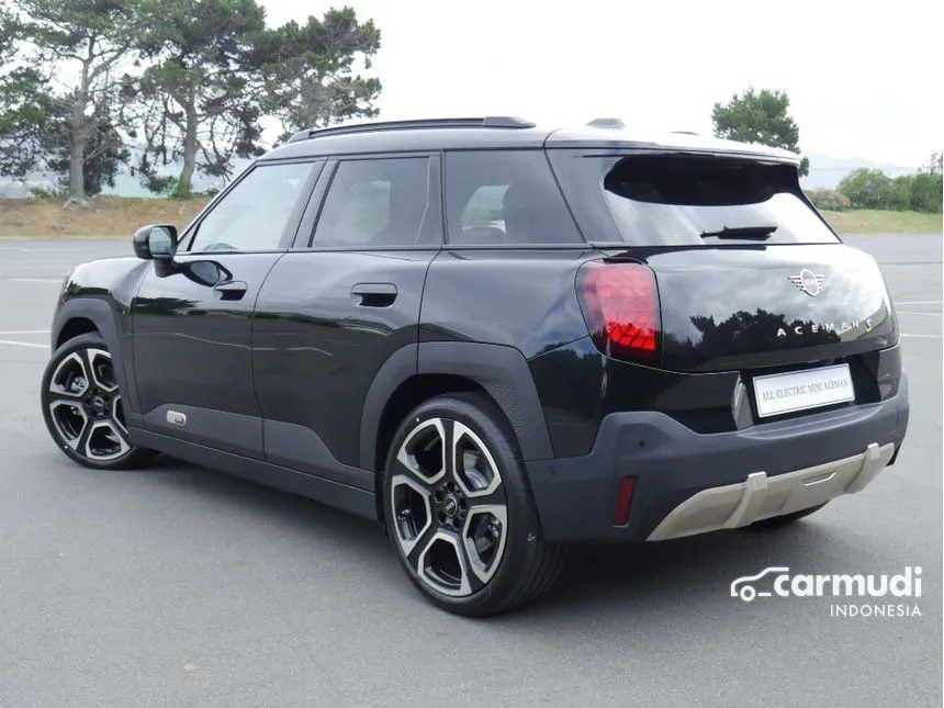 2025 MINI Aceman SE Hatchback
