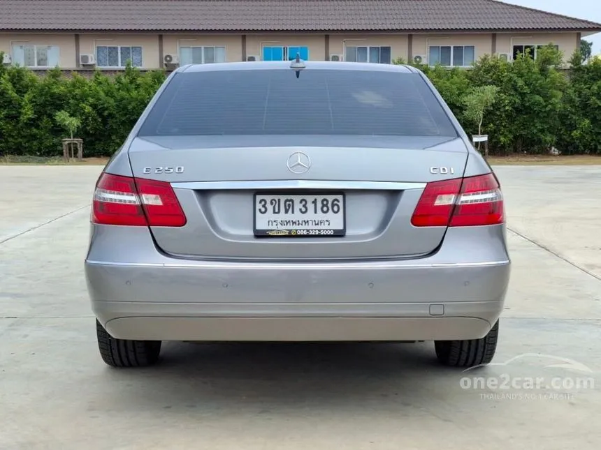 2012 Mercedes-Benz E250 Elegance CDI BlueEFFICIENCY Sedan