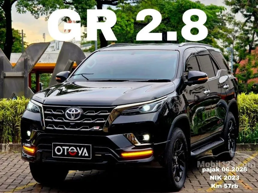 2023 Toyota Fortuner GR Sport 4X2 SUV