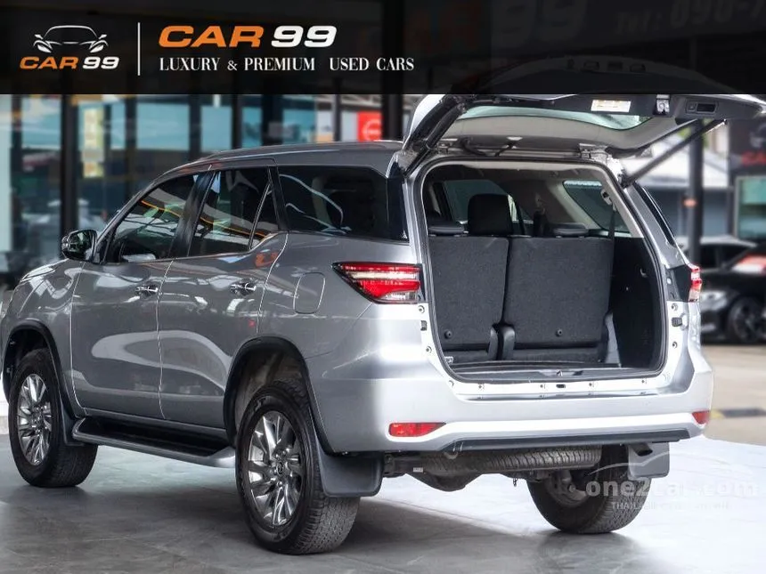 2021 Toyota FORTUNER V SUV