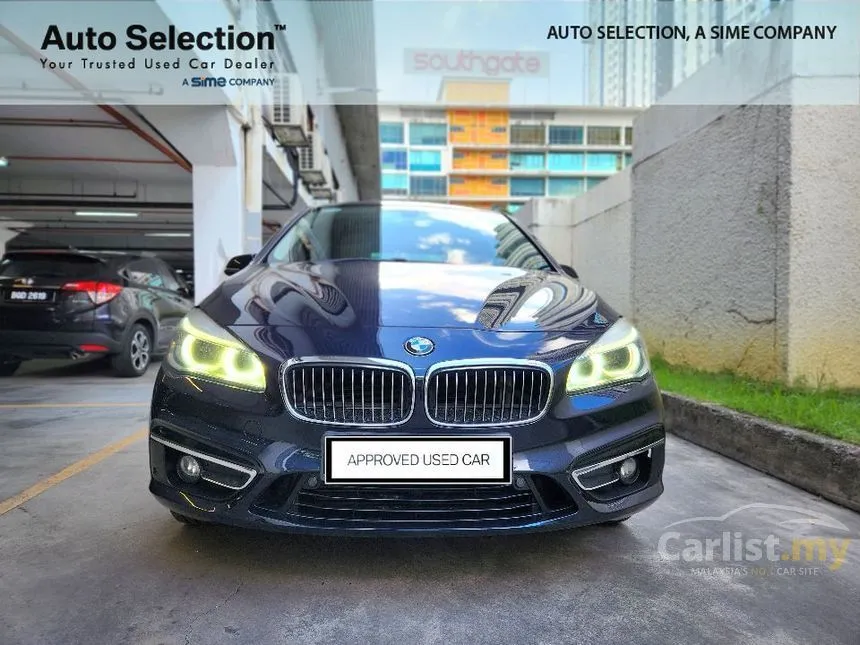 2015 BMW 220i Gran Tourer MPV