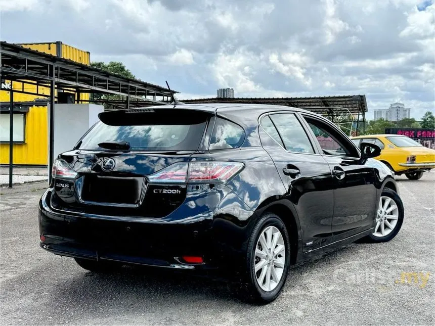2012 Lexus CT 200h Luxury Hatchback