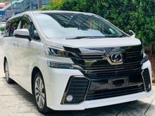 GOLDEN EYE , 7 SEATER , SUNROOF AND MOONROOF , UNREGISTER Toyota Vellfire 2.5 MPV , NEW STOCK.