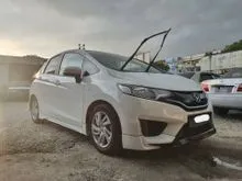 ( HIGH LOAN AVAILABLE ) 2016 Honda Jazz 1.5 E Hatchback