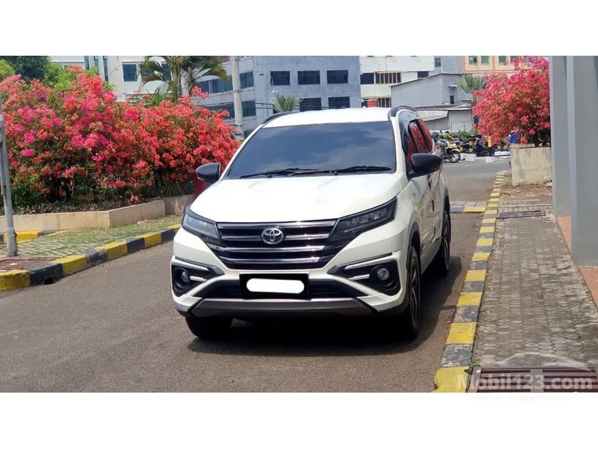 Jual Mobil Toyota Rush 2022 GR Sport 1.5 di DKI Jakarta Automatic SUV Putih Rp 224.000.000