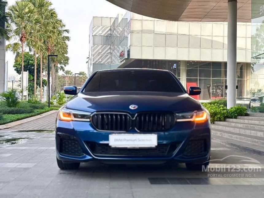 2023 BMW 520i M Sport Sedan
