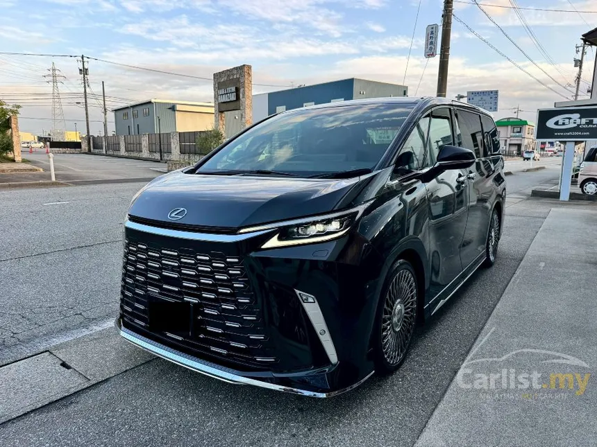 2024 Lexus LM 500h 4 Seater MPV