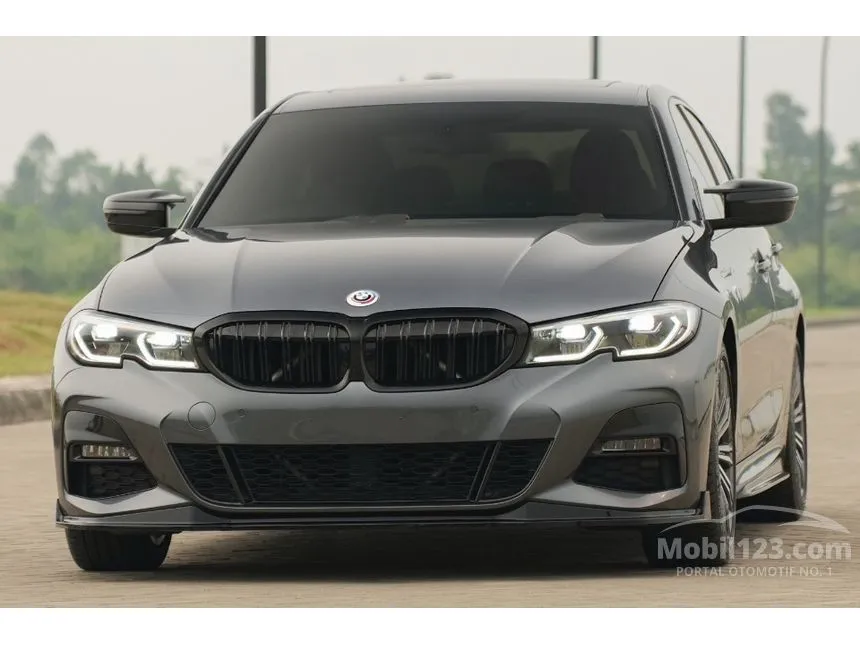 2020 BMW 330i M Sport Sedan