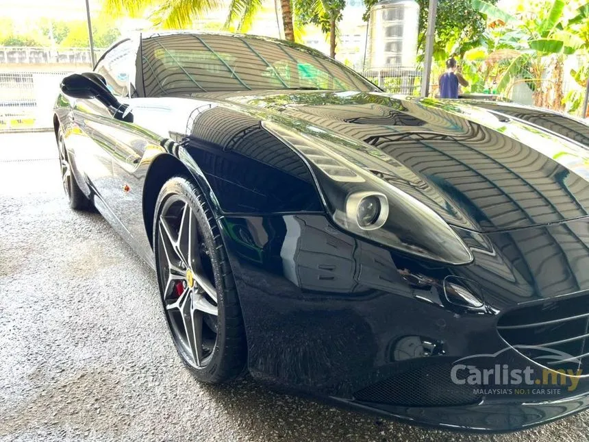2015 Ferrari California T Convertible
