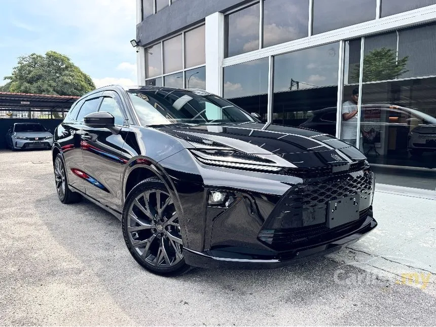 2025 Toyota Crown Crossover Z Sedan