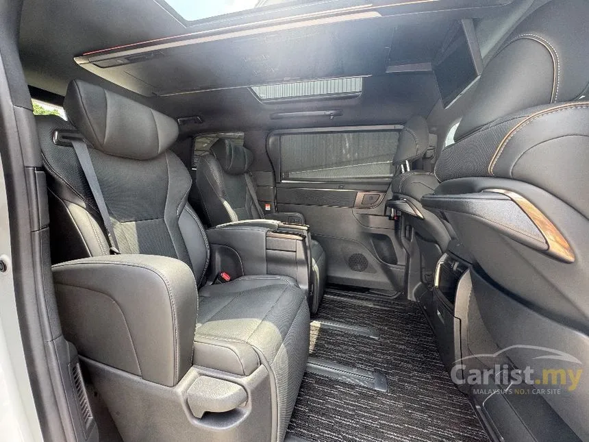 2024 Toyota Alphard Z 7-Seater MPV