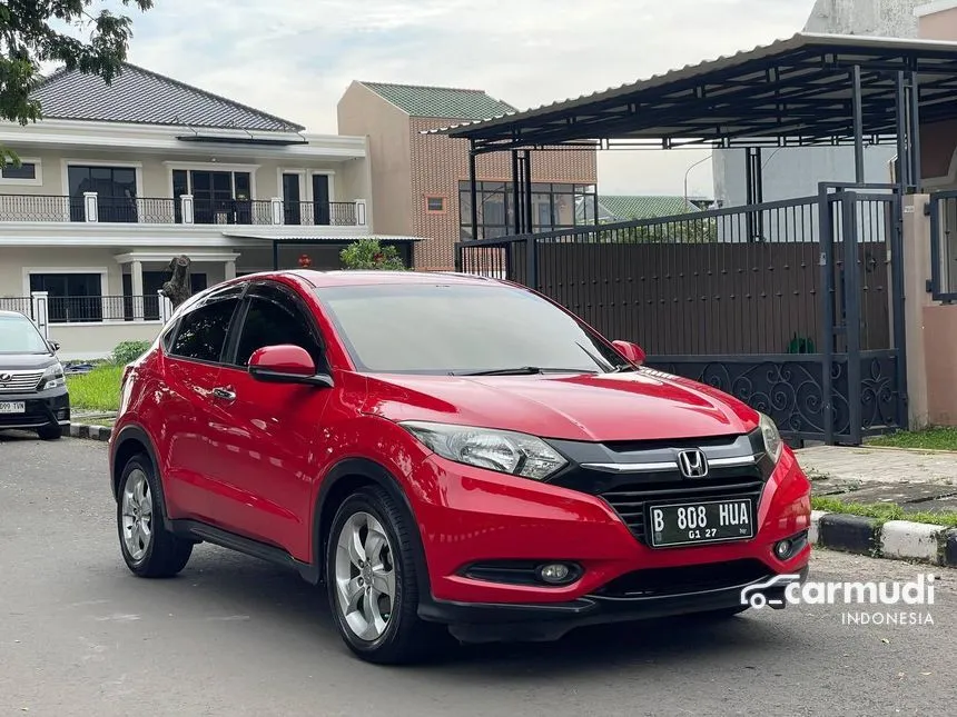 Jual Mobil Honda HR
