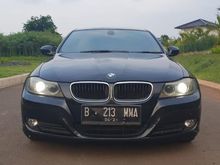 2010 BMW 320i 2.0 Business Edition Sedan