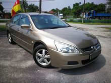 Honda Accord 2.0 VTi (Auto) (One Lady Owner) (Gold) (Warantee) (Hot Deal) (Best Buy)
