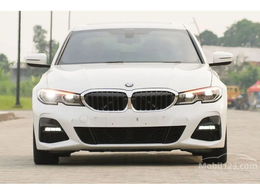 2020 BMW 330i M Sport Sedan