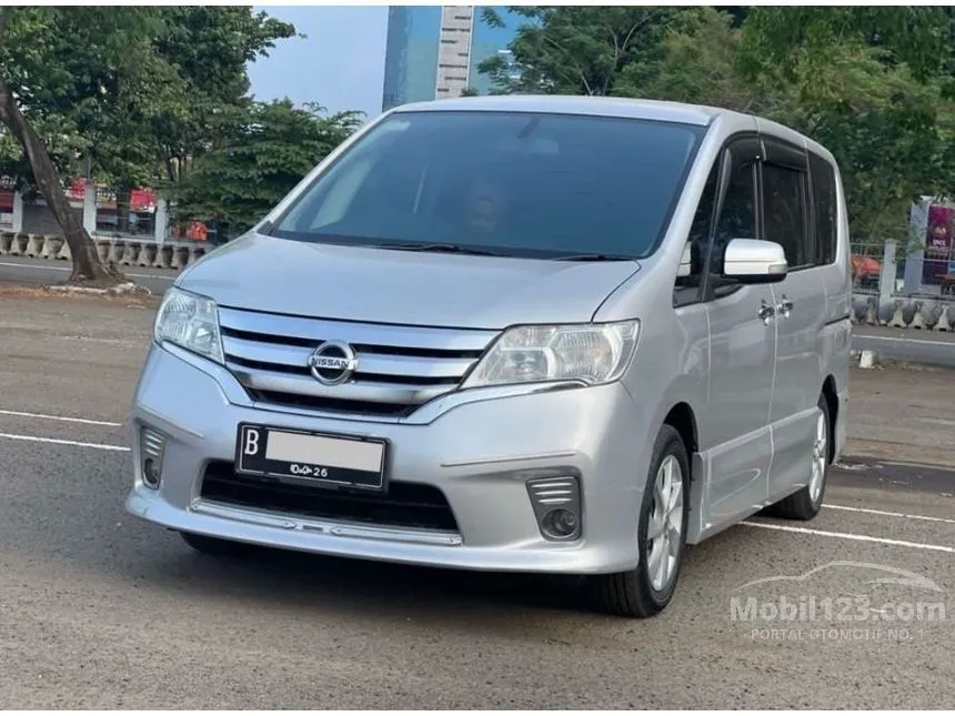 2013 Nissan Serena Highway Star MPV