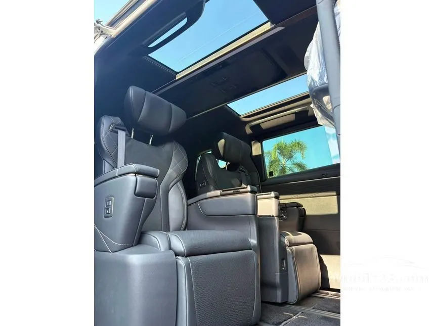2026 Toyota Alphard XE (Non Premium Color) MPV