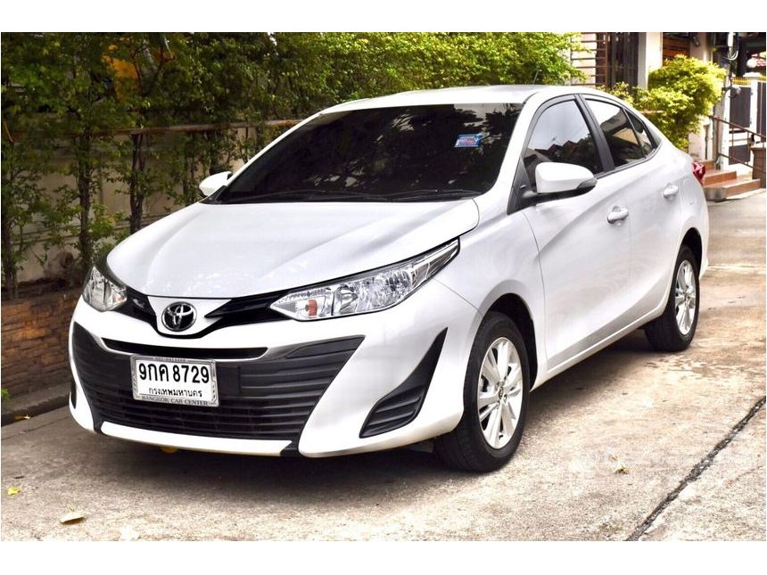 Toyota Yaris Ativ 2018 E 1.2 in กรุงเทพและปริมณฑล Automatic Sedan สีขาว ...