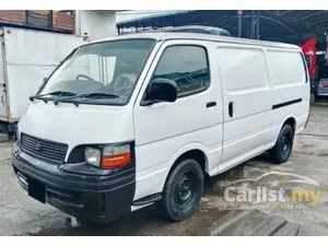 2005 Toyota Hiace 3.0 Van