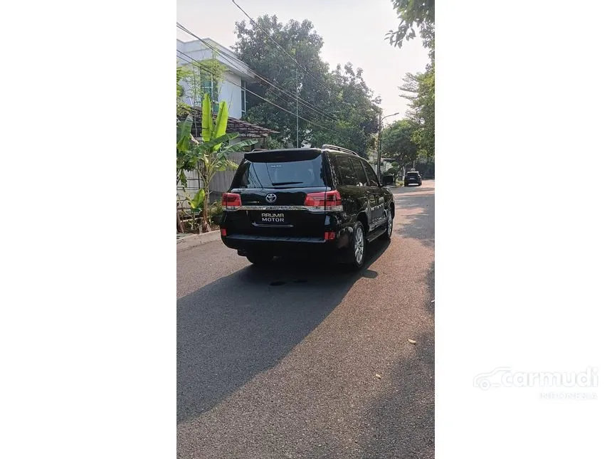 2012 Toyota Land Cruiser Full Spec E VX SUV