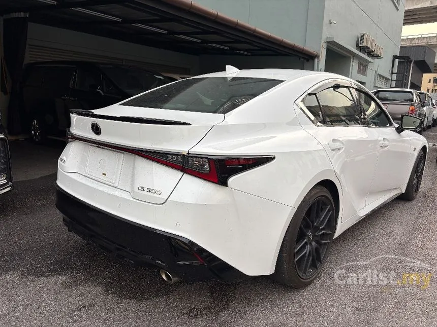 2021 Lexus IS 300 F Sport Sedan