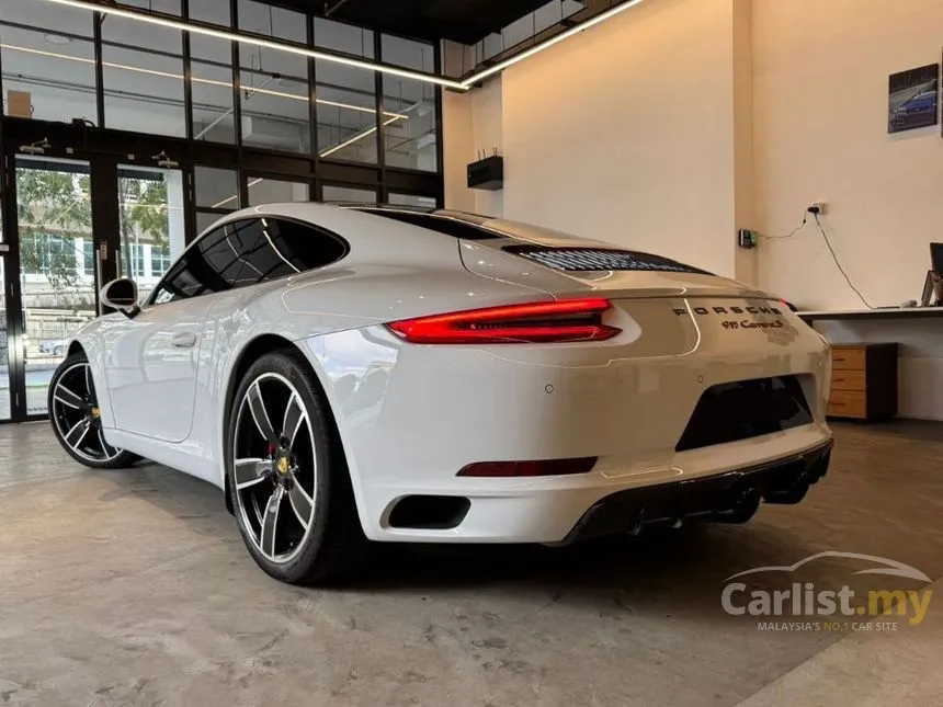 2018 Porsche 911 Carrera S Coupe