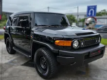 2017 Toyota FJ Cruiser 4.0 SUV with JBL Sound System, push start, Black interior, Fixed side step - Direct Owner Loan Available - Car For Sale