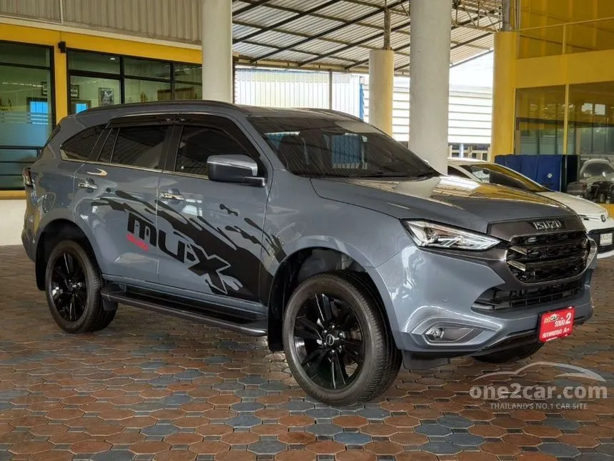 2023 Isuzu MU-X Phantom Collection Ultimate SUV