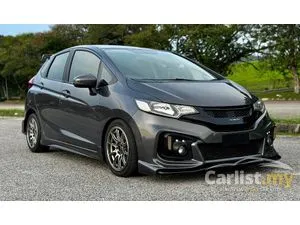 2016 Honda Jazz 1.5 V Hatchback