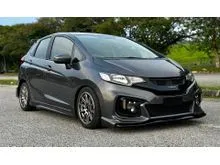 2016 Honda Jazz 1.5 V Hatchback (A) 3 Years Warranty / Low Mileage / Accident Free / No Flood / Negotiable