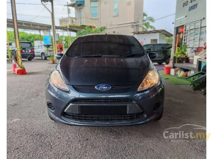 2013 Ford Fiesta LX Sedan