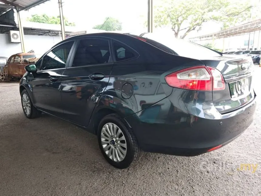 2013 Ford Fiesta LX Sedan