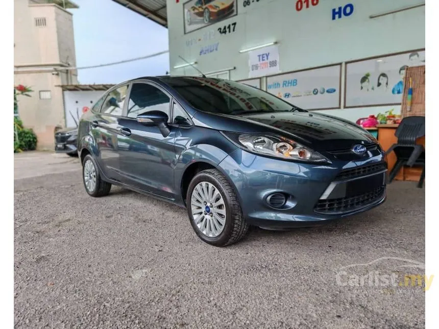 2013 Ford Fiesta LX Sedan