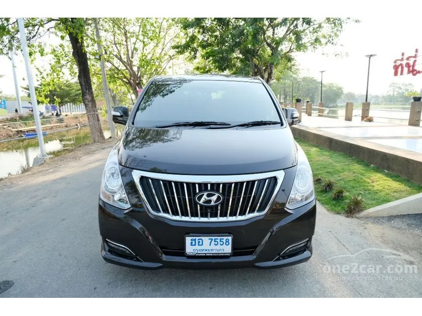 2018 Hyundai H-1 Deluxe Van