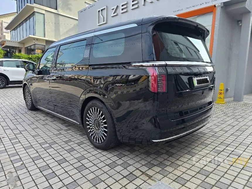 2025 Zeekr 009 Executive MPV