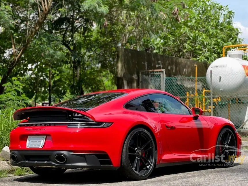 2022 Porsche 911 Carrera GTS Coupe