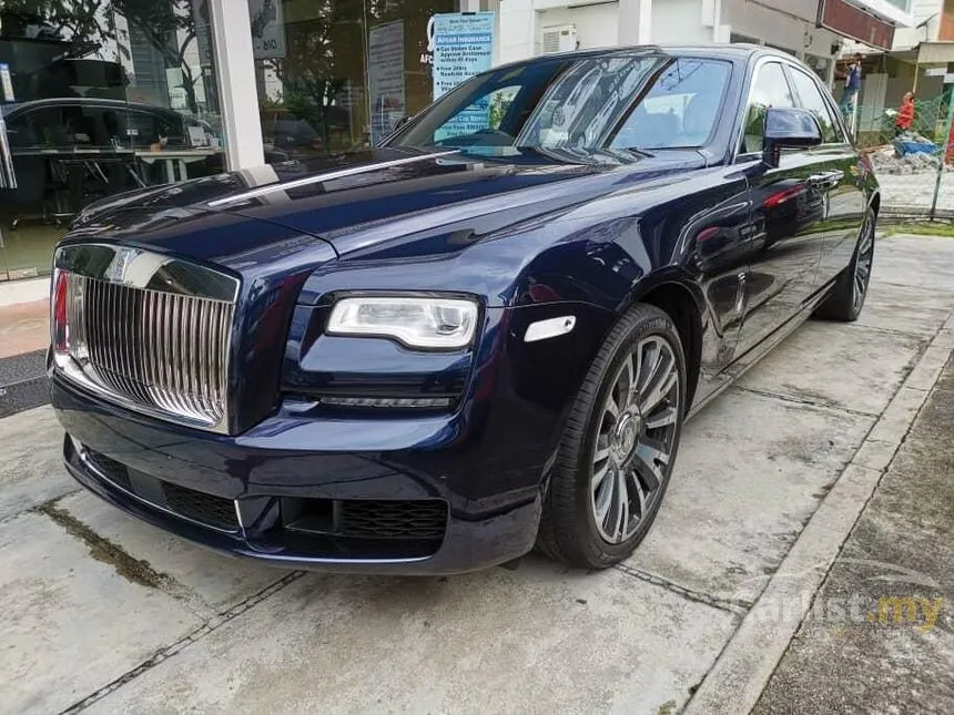 2017 Rolls-Royce Ghost Extended Wheelbase Sedan