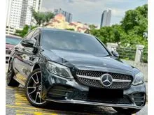 2018 MERCEDES-BENZ C300 2.0 AMG LINE SEDAN ONE OWNER LOW MILEAGE ON TIME SERVICE 360 CAMERA POWERBOOT BURMESTER SOUND SYSTEM PANORAMIC ROOF