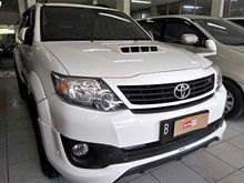 Toyota Fortuner 2.5 G VNT TRD 2015 AT diesel White GAHAR TDP 37 juta