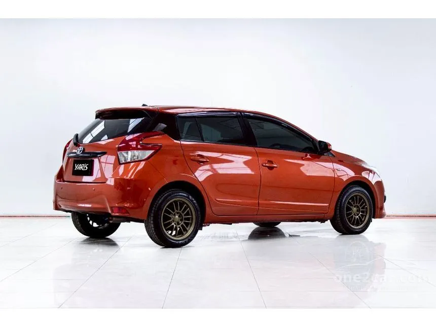 2015 Toyota YARIS J Eco Hatchback