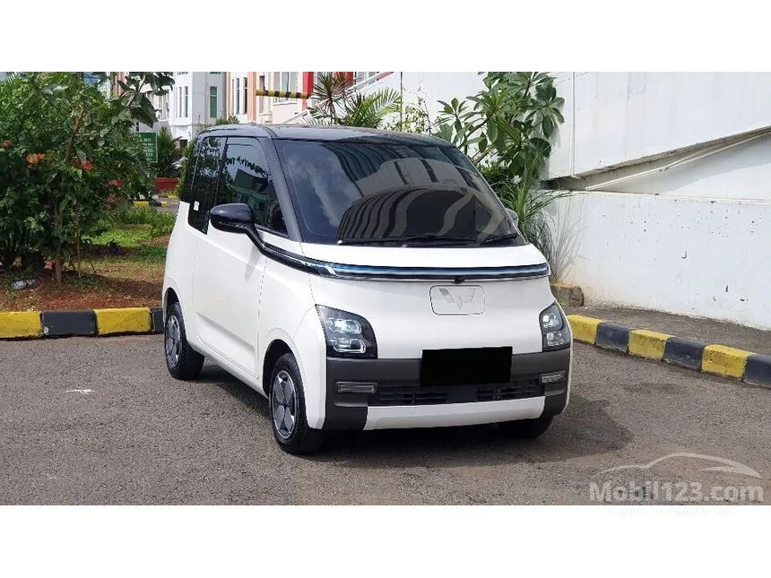 Jual Mobil Wuling EV 2023 Air ev Long Range di DKI Jakarta Automatic Hatchback Putih Rp 198.000.000