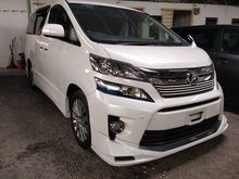 2013 Toyota Vellfire 2.4 Golden Eyes