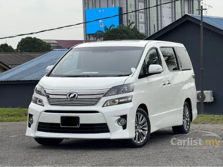 2013 Toyota Vellfire Z Golden Eyes MPV